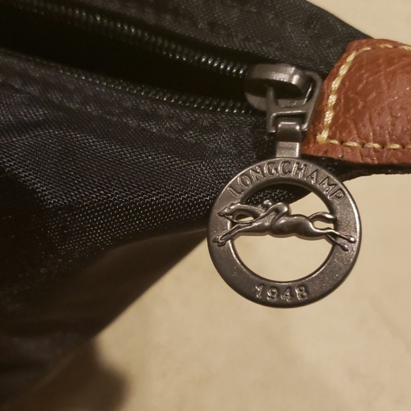 Classic small black Longchamp - Picture 3 of 5